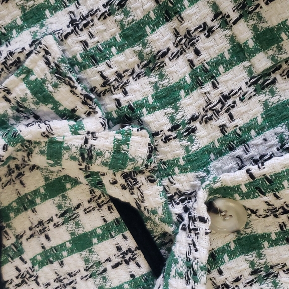 Final price๐1 S left๐HP๐๐ฅNew boutique Green Plaid knitted jacket - Picture 7 of 13